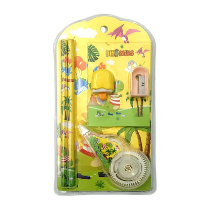 [GD] Stationery set with 2 wooden pencils, a ruler, a sharpener, a box with 6 mini crayons and a mini eraser with